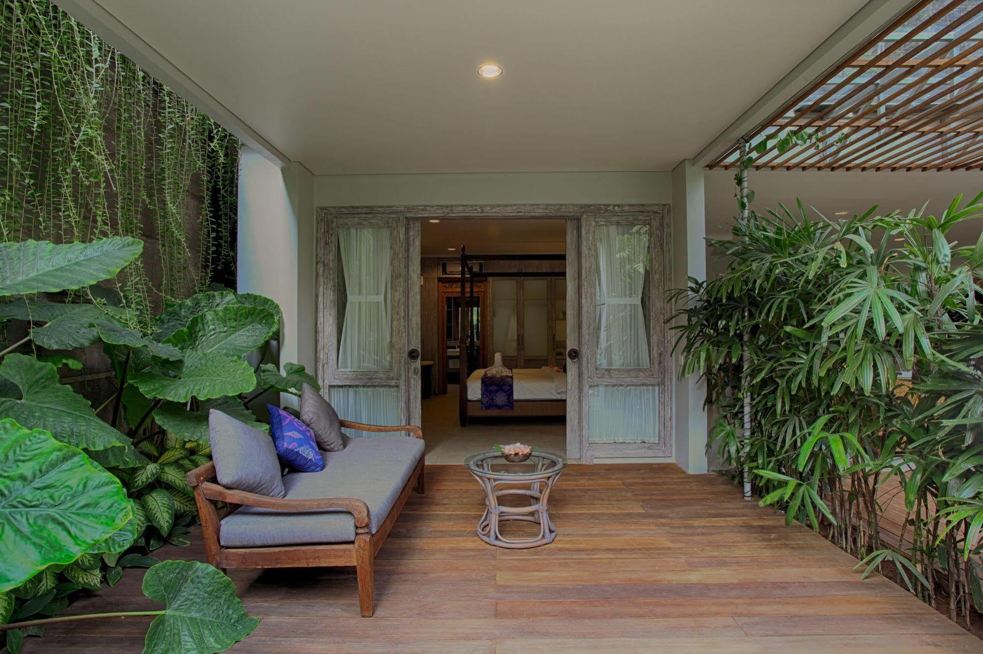 The Poh Jimbaran Villa ภายนอก รูปภาพ