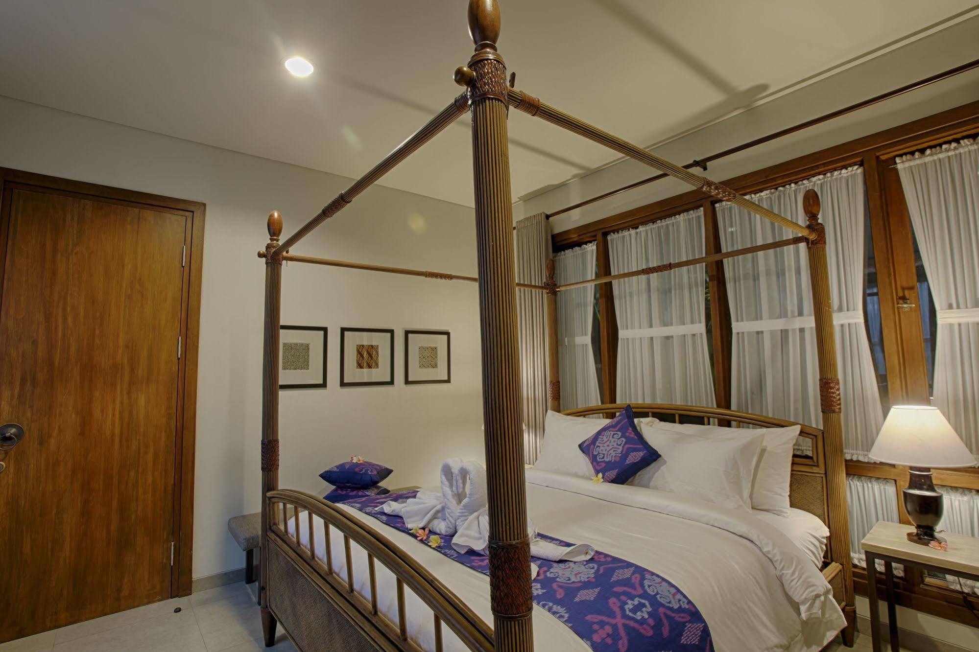 The Poh Jimbaran Villa ภายนอก รูปภาพ